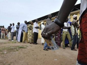 La Côte d'Ivoire attend les résultats de la présidentielle dans le calme